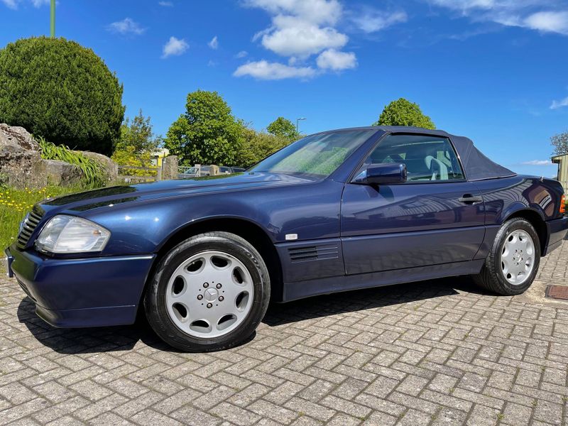 Mercedes-Benz SL Class - 2