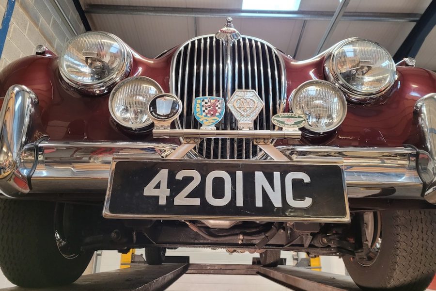 1961 Jaguar MK11 - 17
