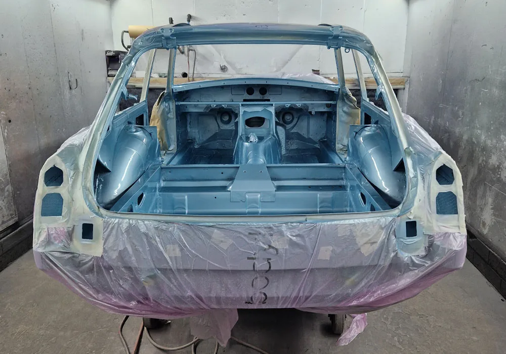 1970s MGB GT | Classic Car Restoration | Carrosserie