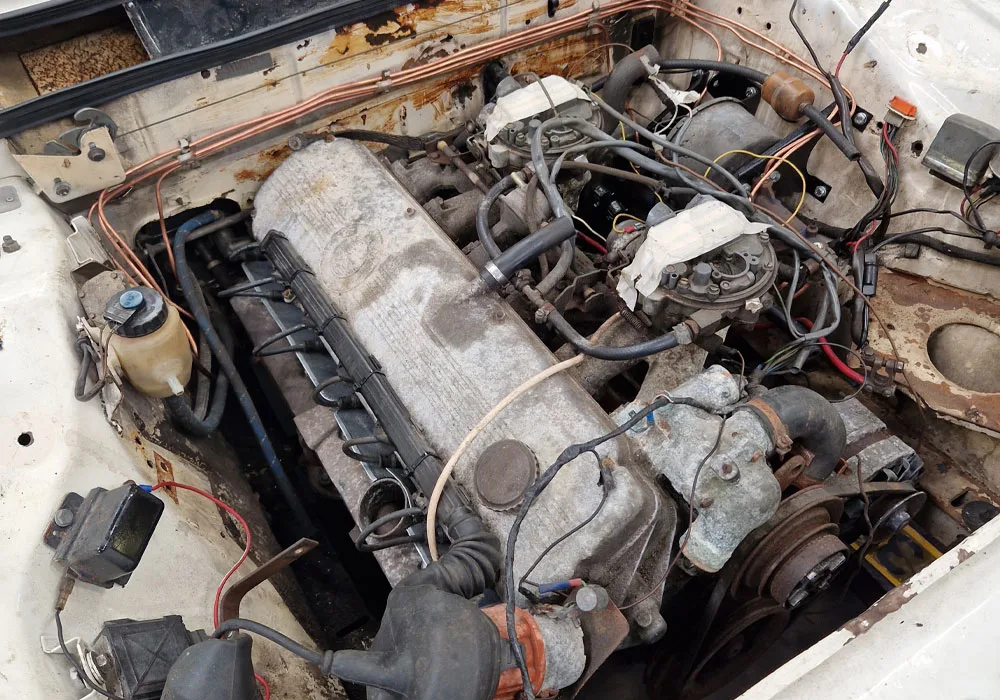 1971 BMW 3.0 CS | Classic Car Restoration | Carrosserie