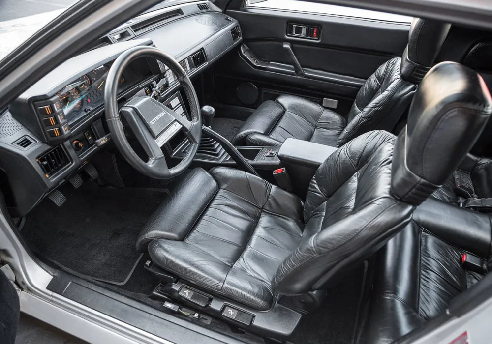 Classic Mitsubishi Restoration | Carrosserie