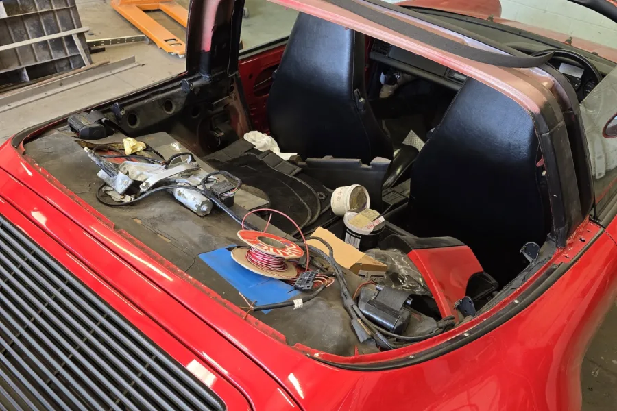 1990 Porsche 911 - 4th April 2025 - Classic Car Restoration - Carrosserie - 13