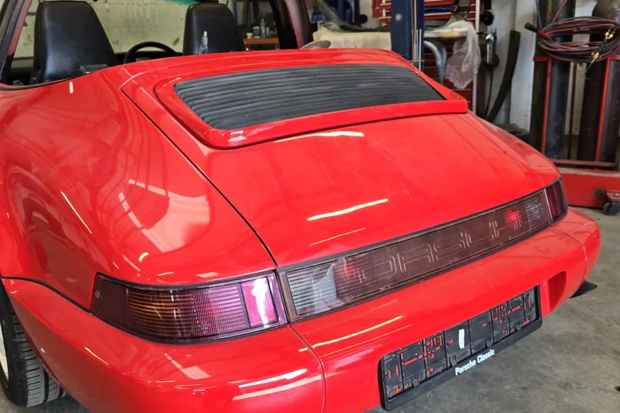 1990 Porsche 911 - 4th April 2025 - Classic Car Restoration - Carrosserie - 14