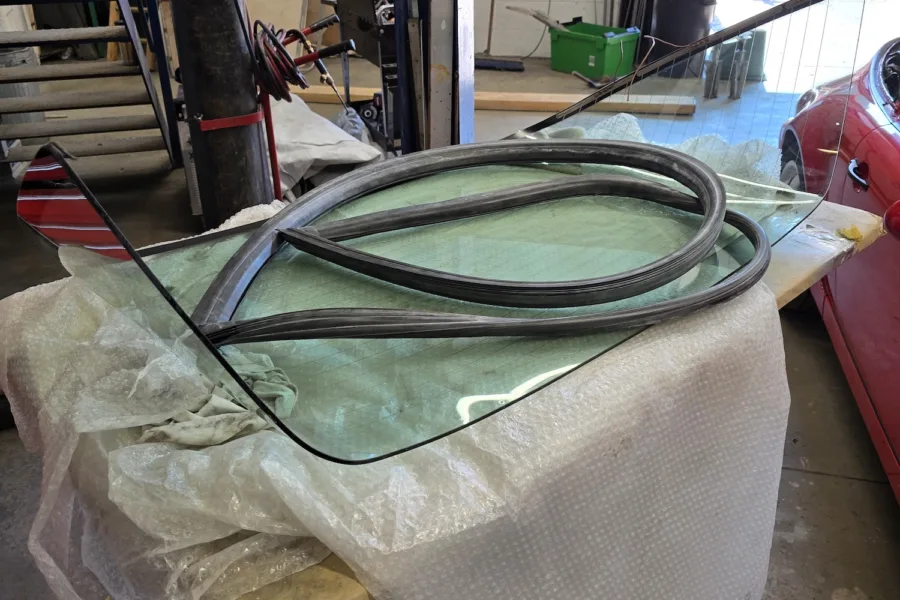1990 Porsche 911 - 4th April 2025 - Classic Car Restoration - Carrosserie - 18