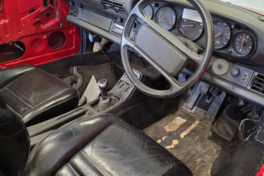 1990 Porsche 911 - 4th April 2025 - Classic Car Restoration - Carrosserie - 2