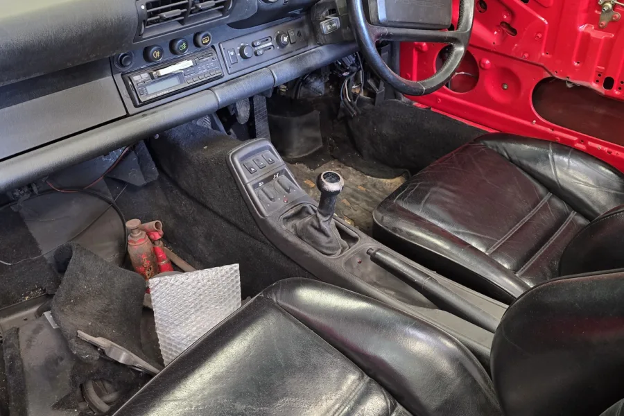 1990 Porsche 911 - 4th April 2025 - Classic Car Restoration - Carrosserie - 23