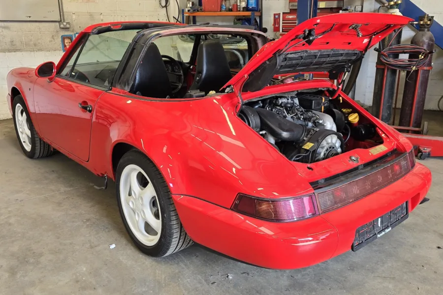1990 Porsche 911 - 4th April 2025 - Classic Car Restoration - Carrosserie - 25