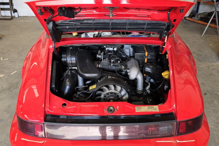 1990 Porsche 911 - 4th April 2025 - Classic Car Restoration - Carrosserie - 28