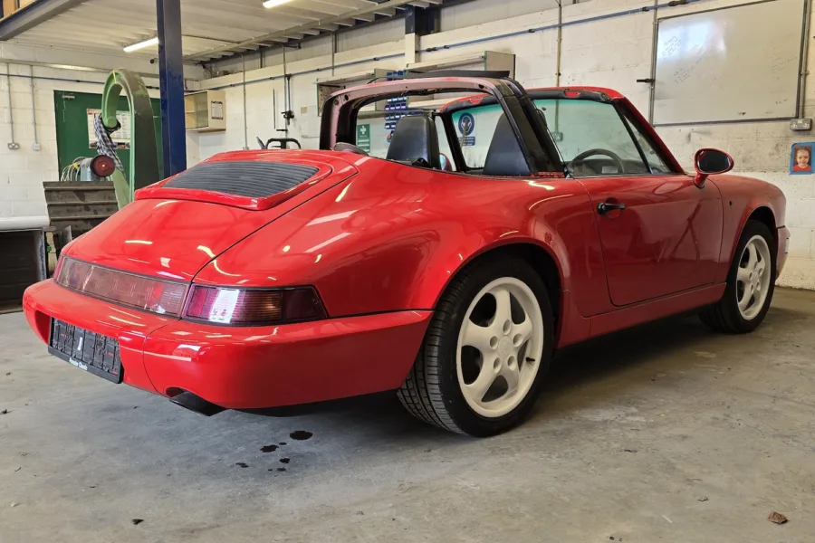 1990 Porsche 911 - 4th April 2025 - Classic Car Restoration - Carrosserie - 3
