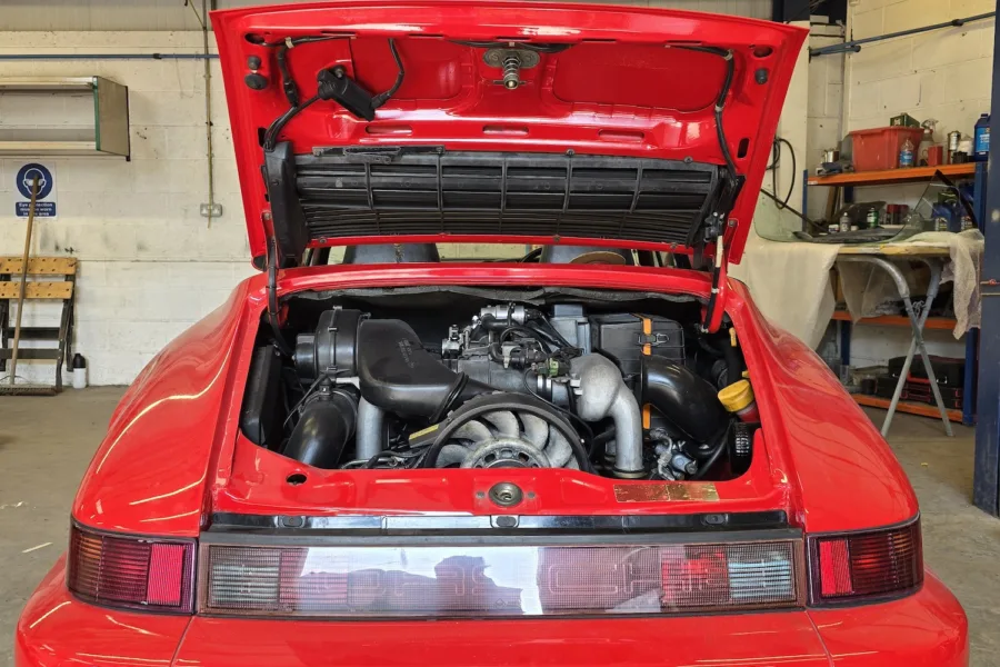 1990 Porsche 911 - 4th April 2025 - Classic Car Restoration - Carrosserie - 4