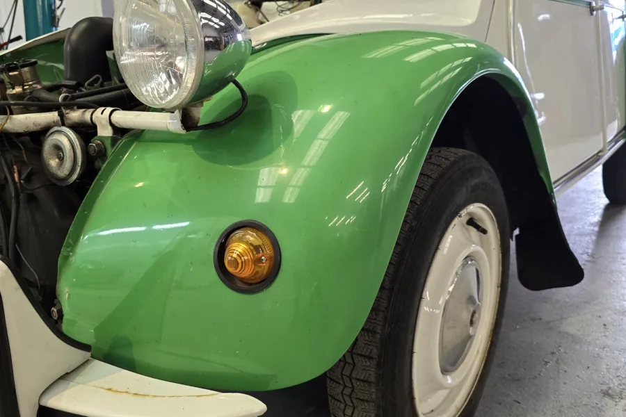 1984 Citroen 2 CV6 - 26th June 2025 - Carrosserie - 19