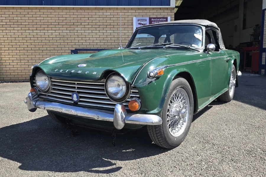 1966 Triumph TR4 IRS - 15th August 2025 - Classic Car Restoration - Carrosserie - 1