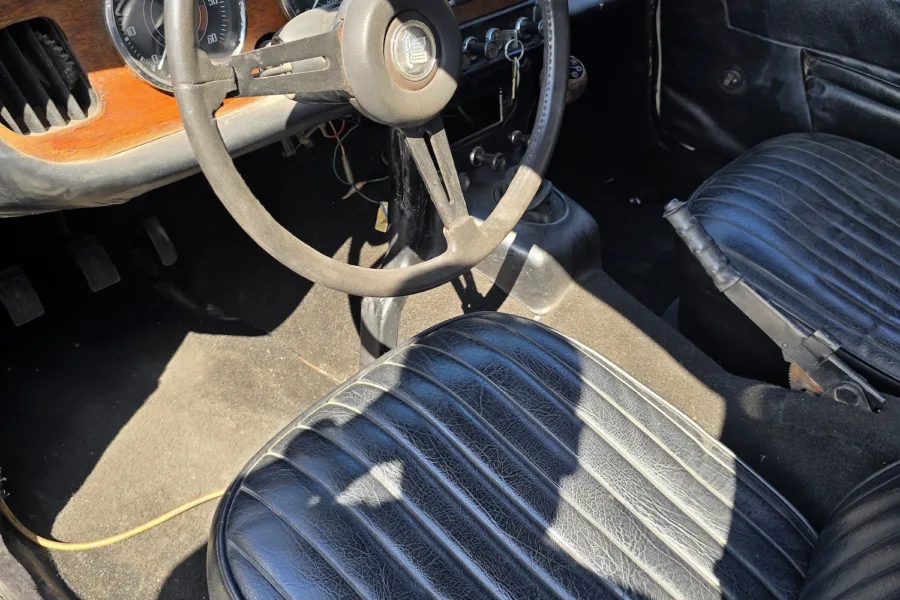 1966 Triumph TR4 IRS - 15th August 2025 - Classic Car Restoration - Carrosserie - 2