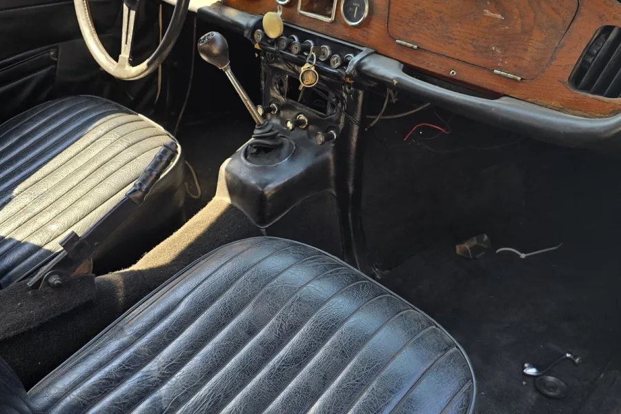 1966 Triumph TR4 IRS - 15th August 2025 - Classic Car Restoration - Carrosserie - 34