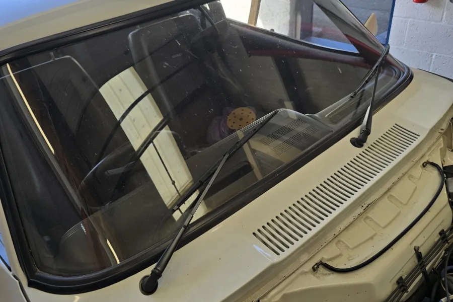 1987 Ford Capri 2.8i - 15th August 2025 - Classic Car Restoration - Carrosserie - 24