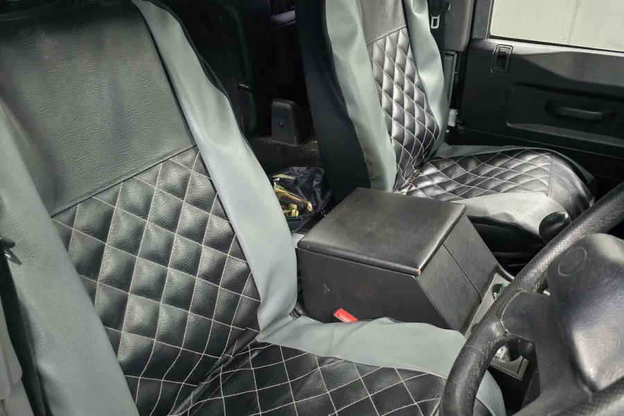 2012 Land Rover Defender - 12th September 2025 - Classic Car Restoration - Carrosserie - 22