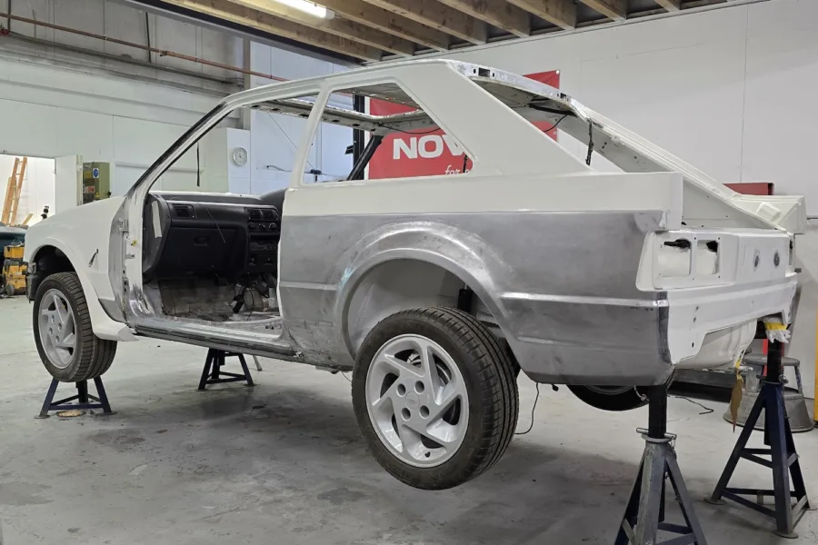 1987 Ford Escort RS - 10th October 2025 - Classic Car Restoration - Carrosserie - 1