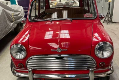 1965 Morris Mini Cooper S | Classic Car Restoration | Carrosserie