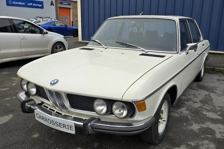 1971 BMW 3.0 CS - 7th November 2025 - Carrosserie - 11