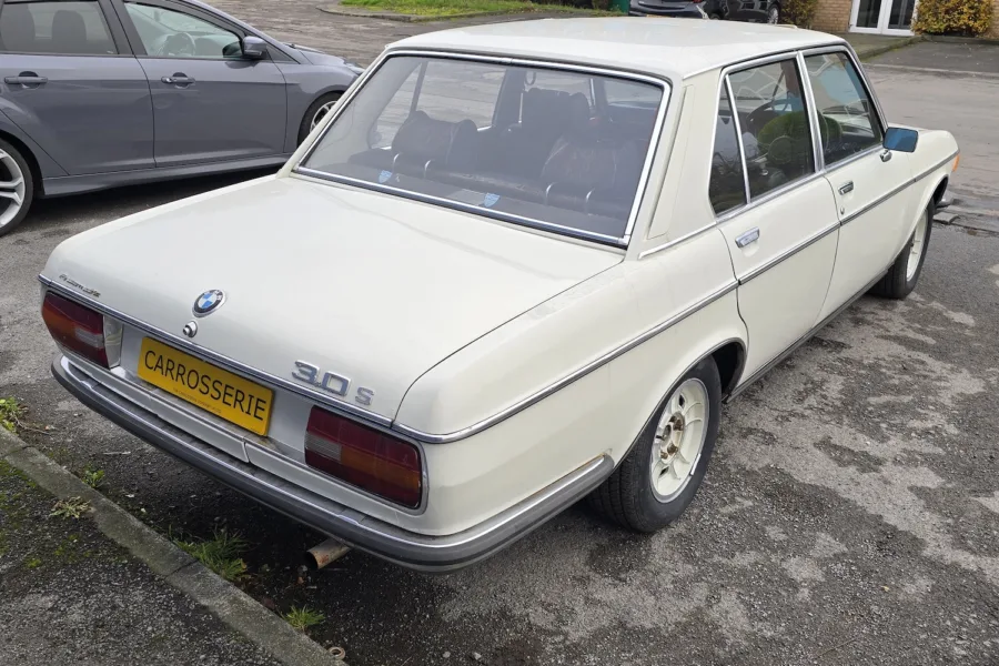 1971 BMW 3.0 CS - 7th November 2025 - Carrosserie - 13