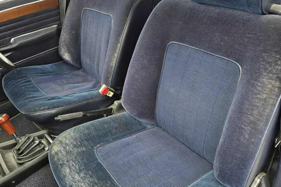 1971 BMW 3.0 CS - 7th November 2025 - Carrosserie - 27