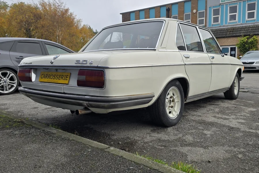 1971 BMW 3.0 CS - 7th November 2025 - Carrosserie - 6