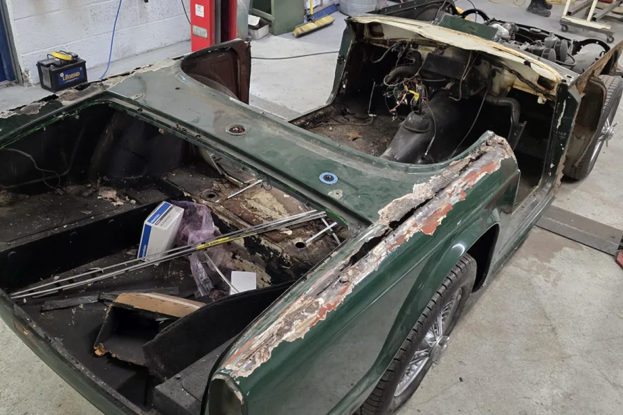 1966 Triumph TR4 IRS - 16th December 2025 - Carrosserie - 6