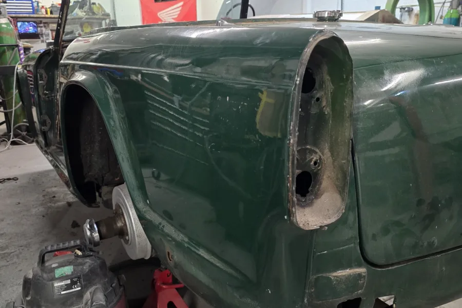 1966 Triumph TR4 IRS - 28th November 2025 - Classic Car Restoration - Carrosserie - 11