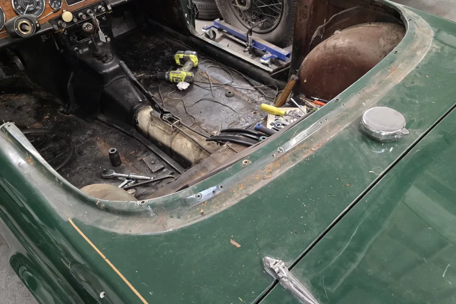 1966 Triumph TR4 IRS - 28th November 2025 - Classic Car Restoration - Carrosserie - 13
