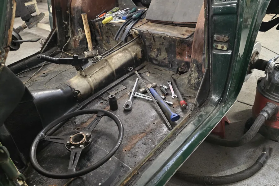 1966 Triumph TR4 IRS - 28th November 2025 - Classic Car Restoration - Carrosserie - 17