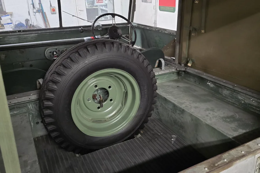 1949 Land Rover Series 1 - 21st January 2026 - Classic Car Restoration - Carrosserie - 17