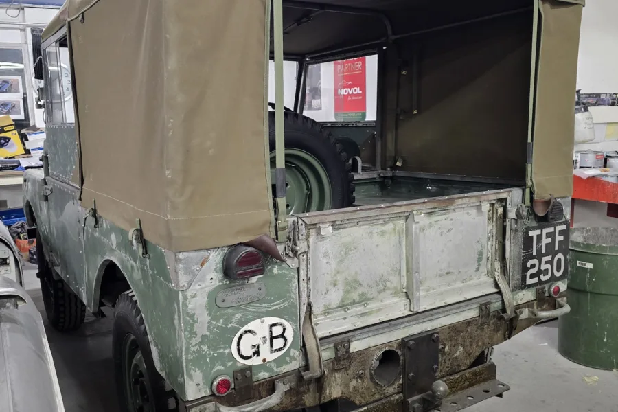 1949 Land Rover Series 1 - 21st January 2026 - Classic Car Restoration - Carrosserie - 8