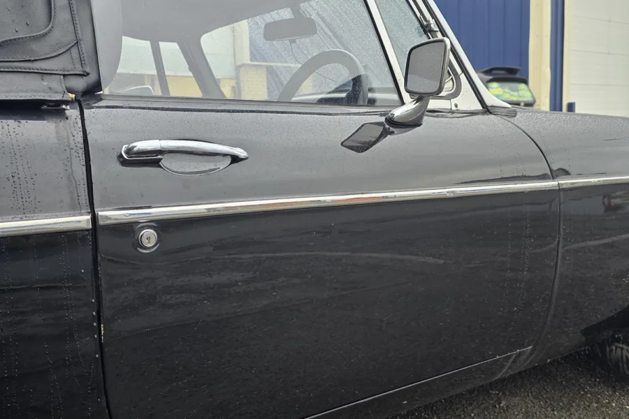 1975 MG B Roadster - 5th February 2026 - Classic Car Restoration - Carrosserie - 13