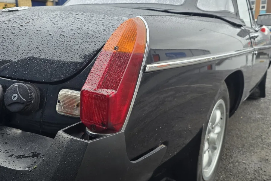 1975 MG B Roadster - 5th February 2026 - Classic Car Restoration - Carrosserie - 14