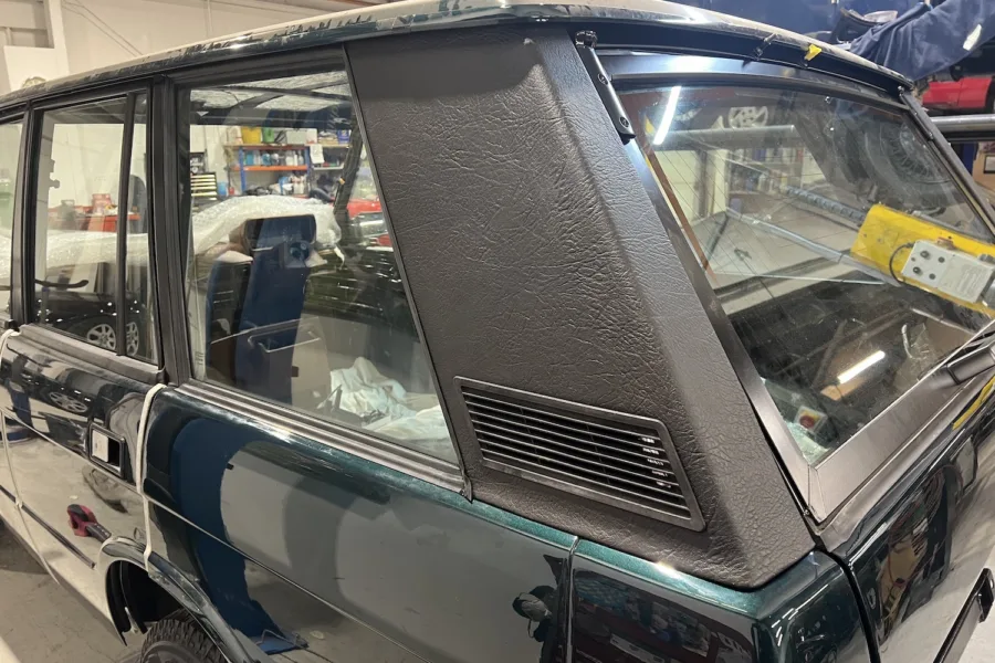 1991 Range Rover Classic Vogue - 2nd February 2026 2026 - Classic Car Restoration - Carrosserie - 12