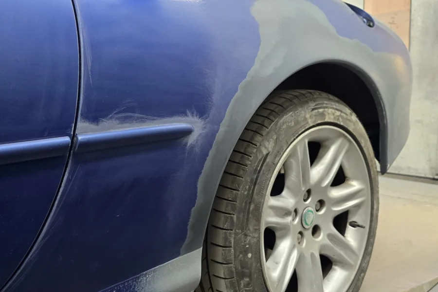 1999 Jaguar XK8 - 20th February 2026 - Classic Car Restoration - Carrosserie - 21