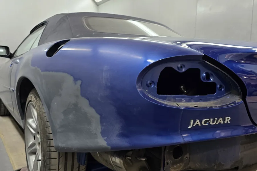 1999 Jaguar XK8 - 20th February 2026 - Classic Car Restoration - Carrosserie - 22