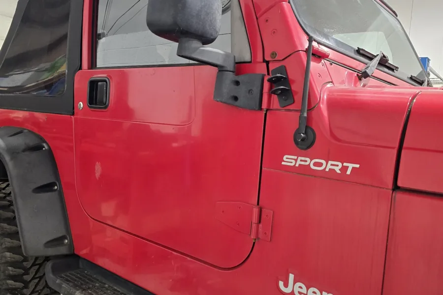 2005 Jeep Wrangler - 20th February 2026 - Classic Car Restoration - Carrosserie - 12