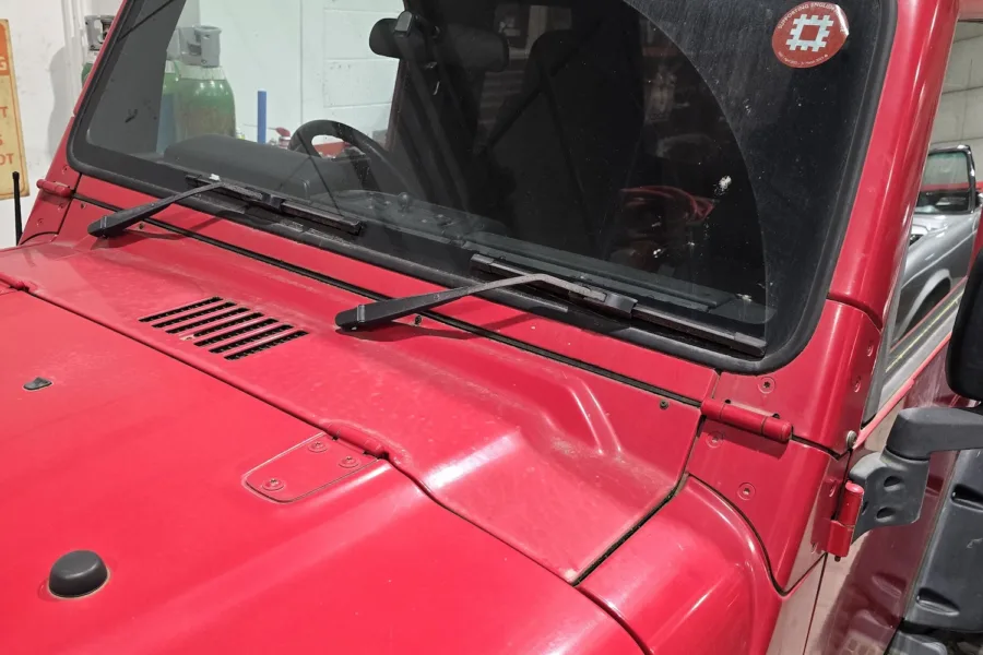 2005 Jeep Wrangler - 20th February 2026 - Classic Car Restoration - Carrosserie - 14