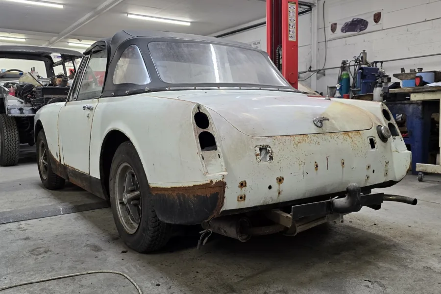 1970 MG Midget RWA - 20th March 2026 - Classic Car Restoration - Carrosserie - 2