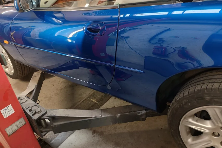 1999 Jaguar XK8 - 17th March 2026 - Classic Car Restoration - Carrosserie - 12