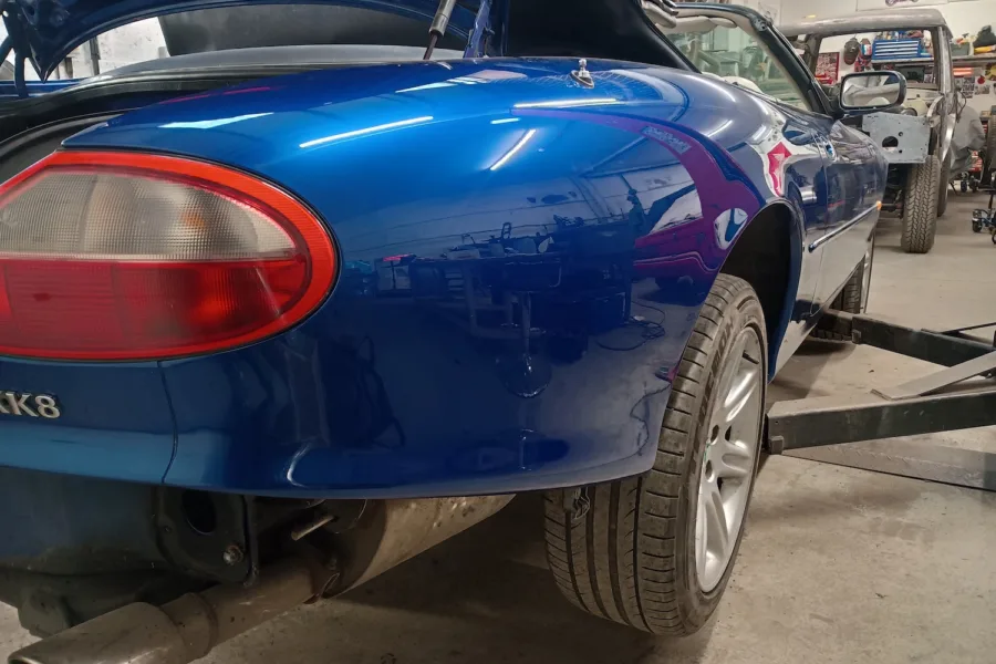 1999 Jaguar XK8 - 17th March 2026 - Classic Car Restoration - Carrosserie - 14