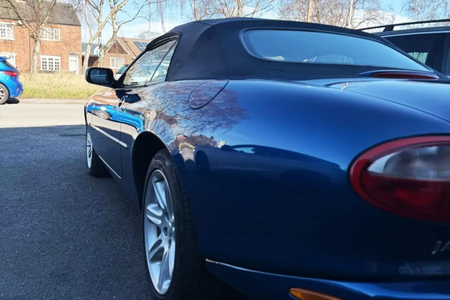 1999 Jaguar XK8 - 17th March 2026 - Classic Car Restoration - Carrosserie - 4