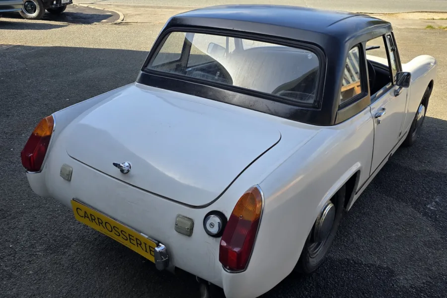 1977 MG Midget - 8th April 2026 - Classic Car Restoration - Carrosserie - 13