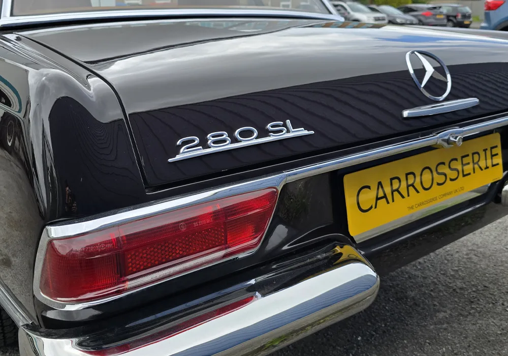 1969 Mercedes 280SL Pagoda | Classic Car Restoration | Carrosserie