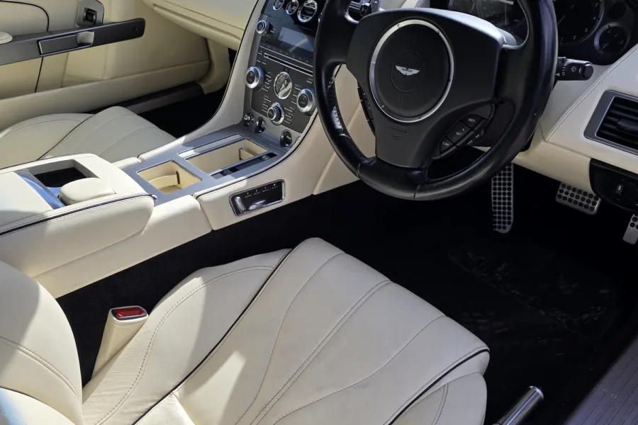 2012 Aston Martin Virage - 1st September 2026 - Classic Car Restoration - Carrosserie - 19