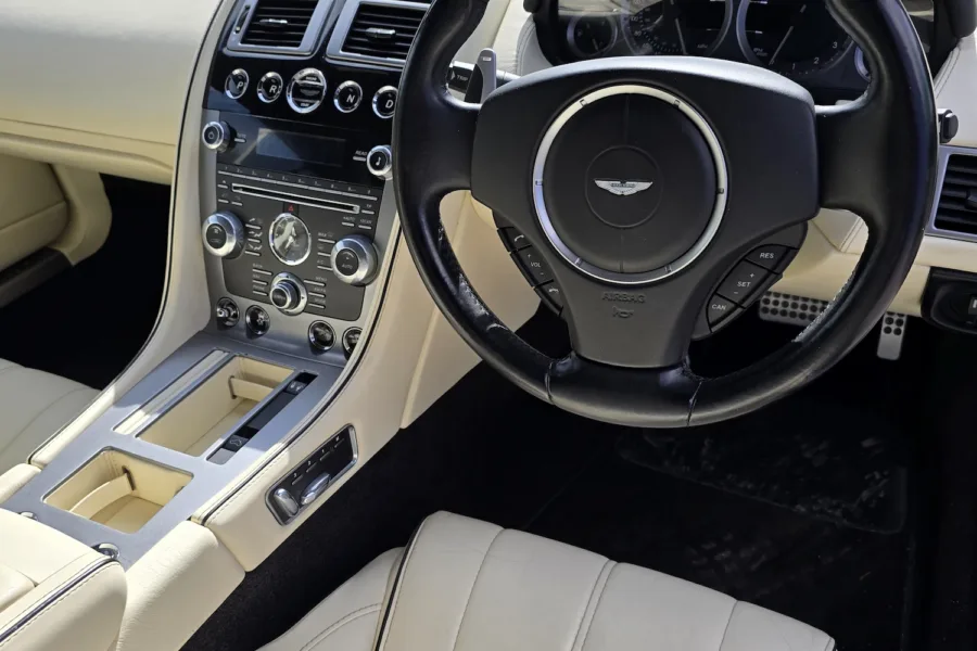 2012 Aston Martin Virage - 1st September 2026 - Classic Car Restoration - Carrosserie - 22