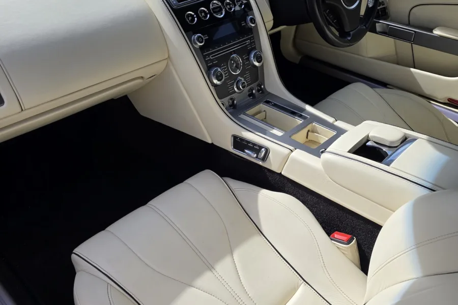 2012 Aston Martin Virage - 1st September 2026 - Classic Car Restoration - Carrosserie - 24